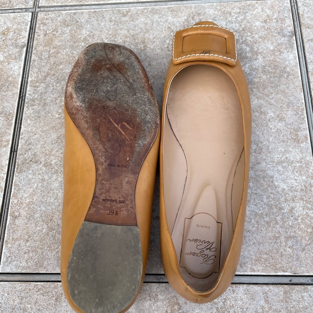 Roger Vivier Paris shoes - Picture 7 of 12